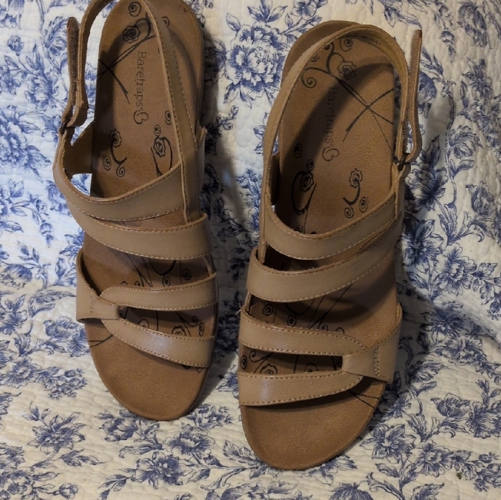 BearPaw Tan Comfort Sandals with Cushioned Footbed